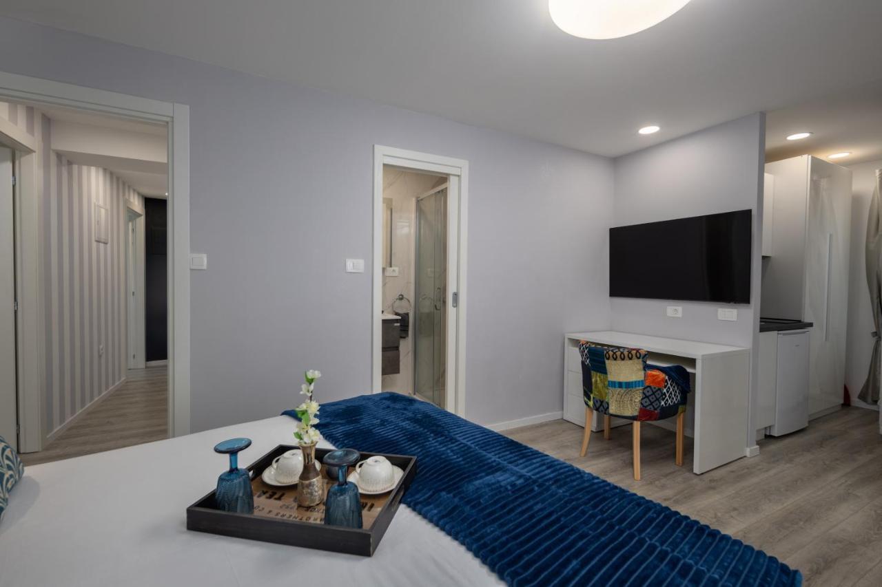 & Forever 2 Apartment *